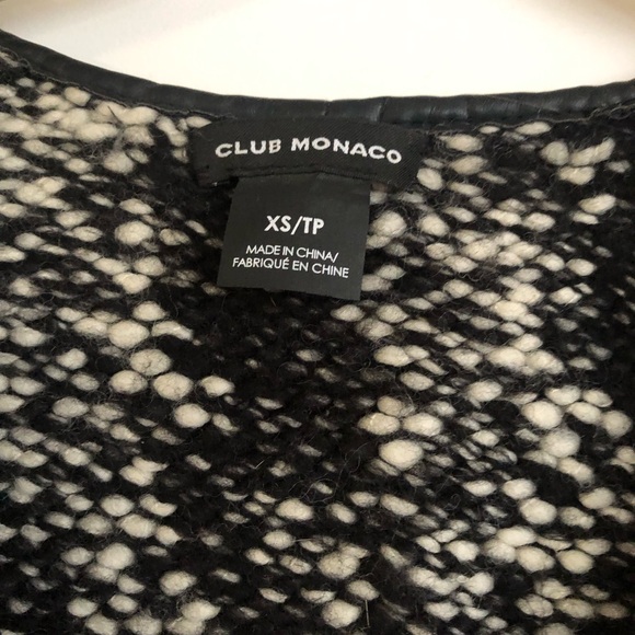 Club Monaco 100% wool black and white sweater - Picture 2 of 4